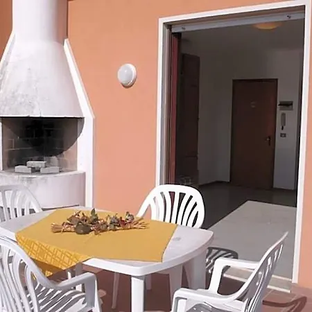 Flat With Big Terrace With Fireplace Next To Sea *