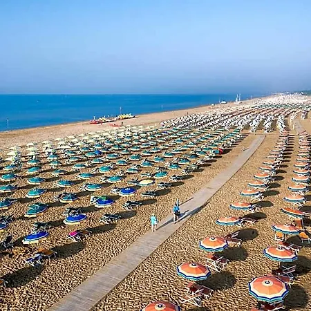 Flat With Big Terrace With Fireplace Next To Sea * Bibione